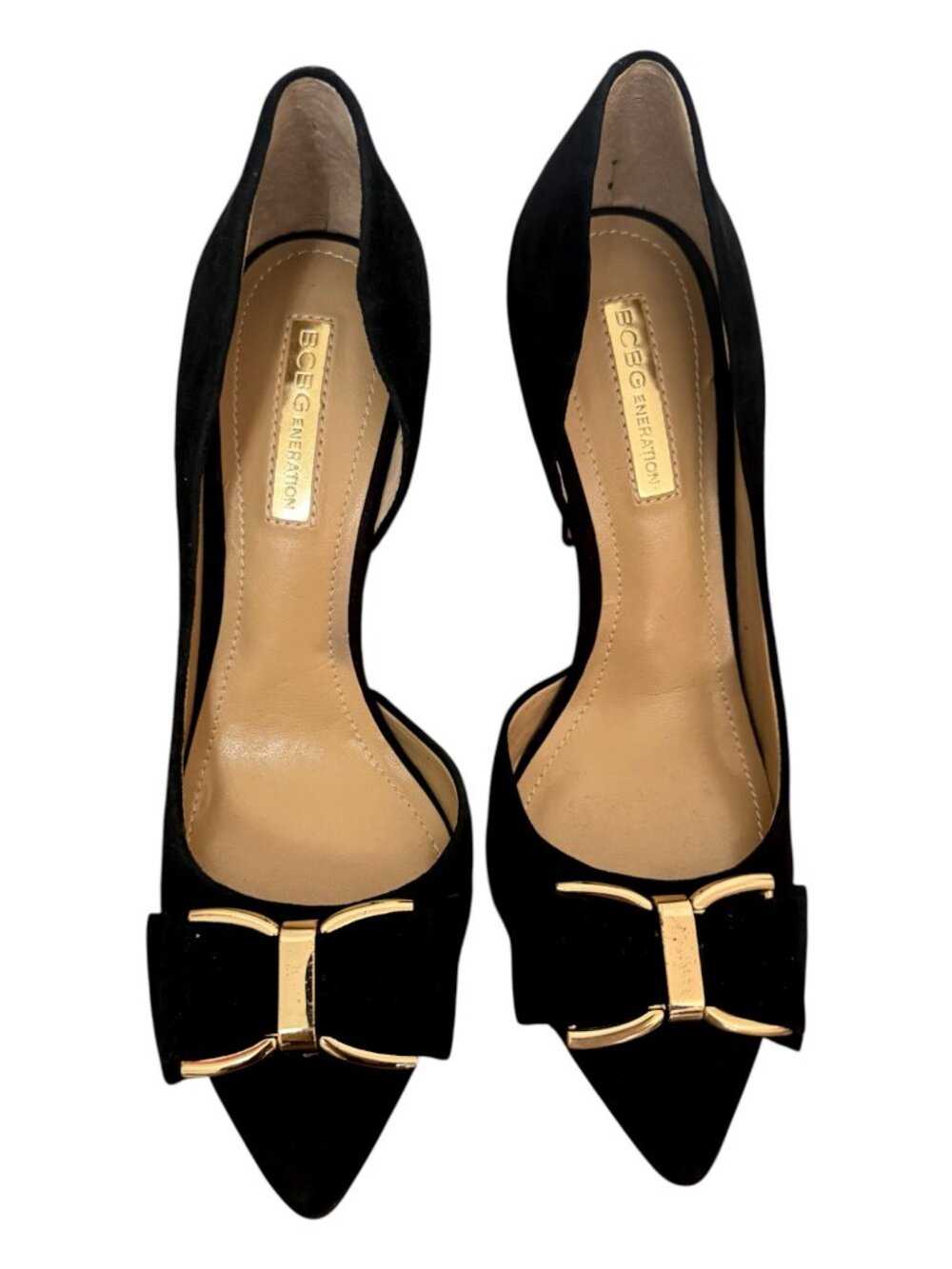 NWT BCBGeneration Chester Gold Trimmed‎ Bow Black Suede Heels Women's Size 6